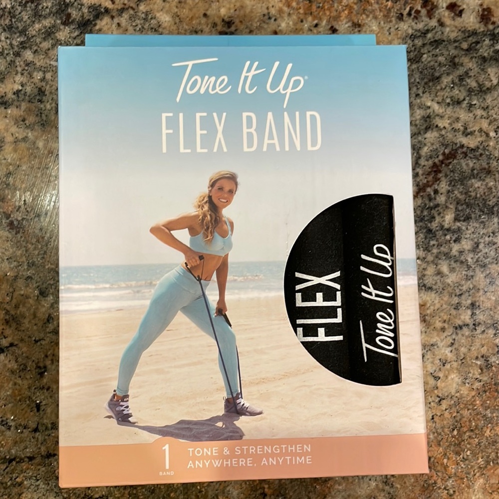 BNIB Tone It Up Flex Band